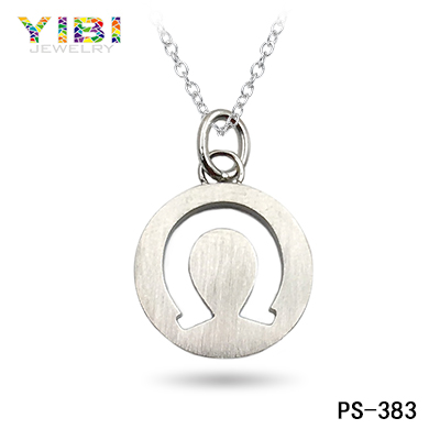 Fashion hollow-out Horseshoe Necklace, Fashion Stainless Steel Jewelry.