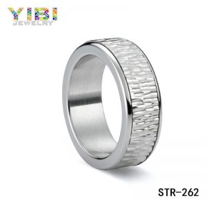 The Latest Stainless Steel Hammered Ring