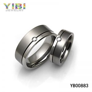 High-Quality Polished Finish Titanium CZ Ring