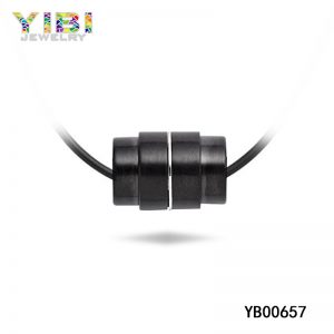 Black Surgical Stainless Steel Pendant Jewelry Supplier